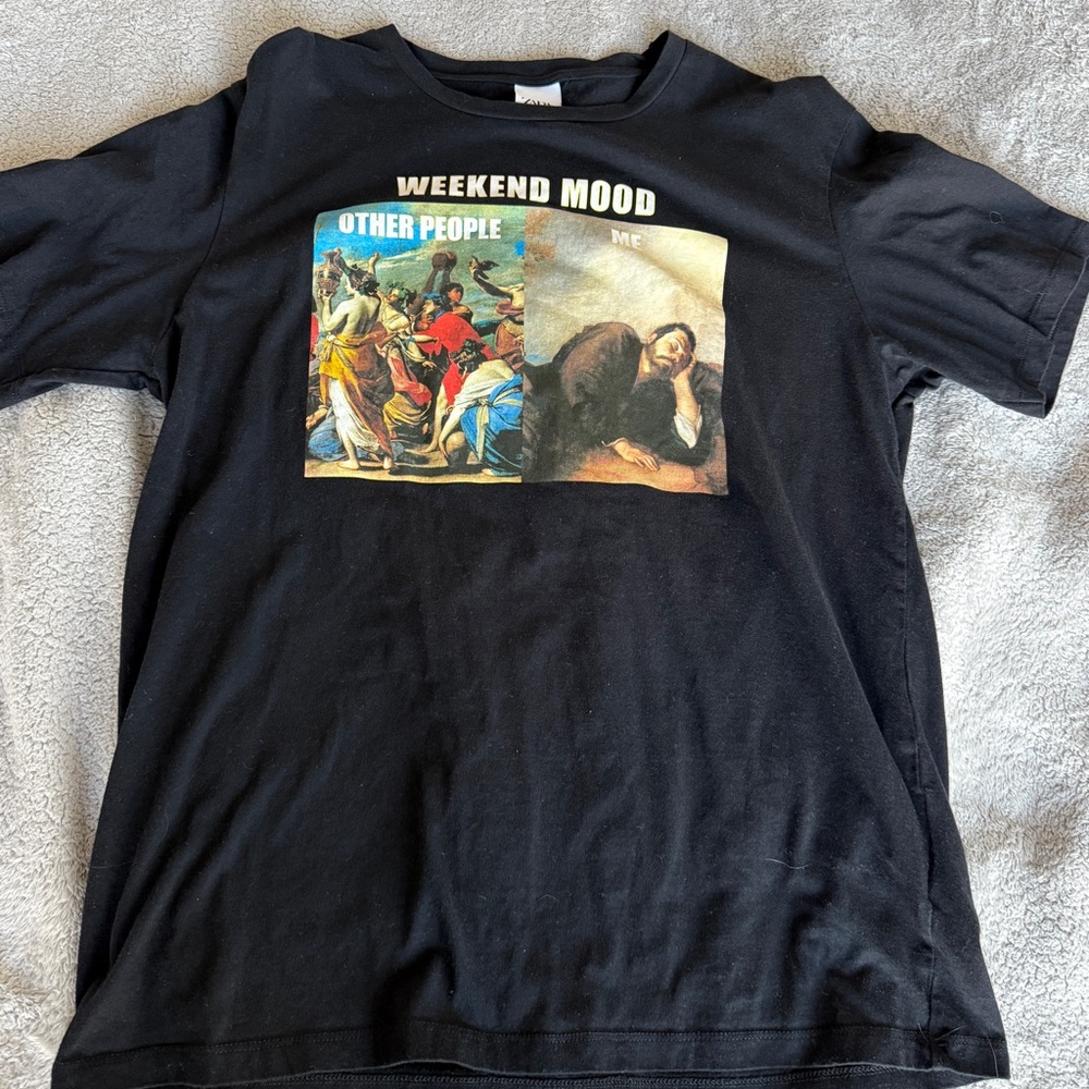 ZARA “Weekend Mood” Graphic Tee – Black, XL